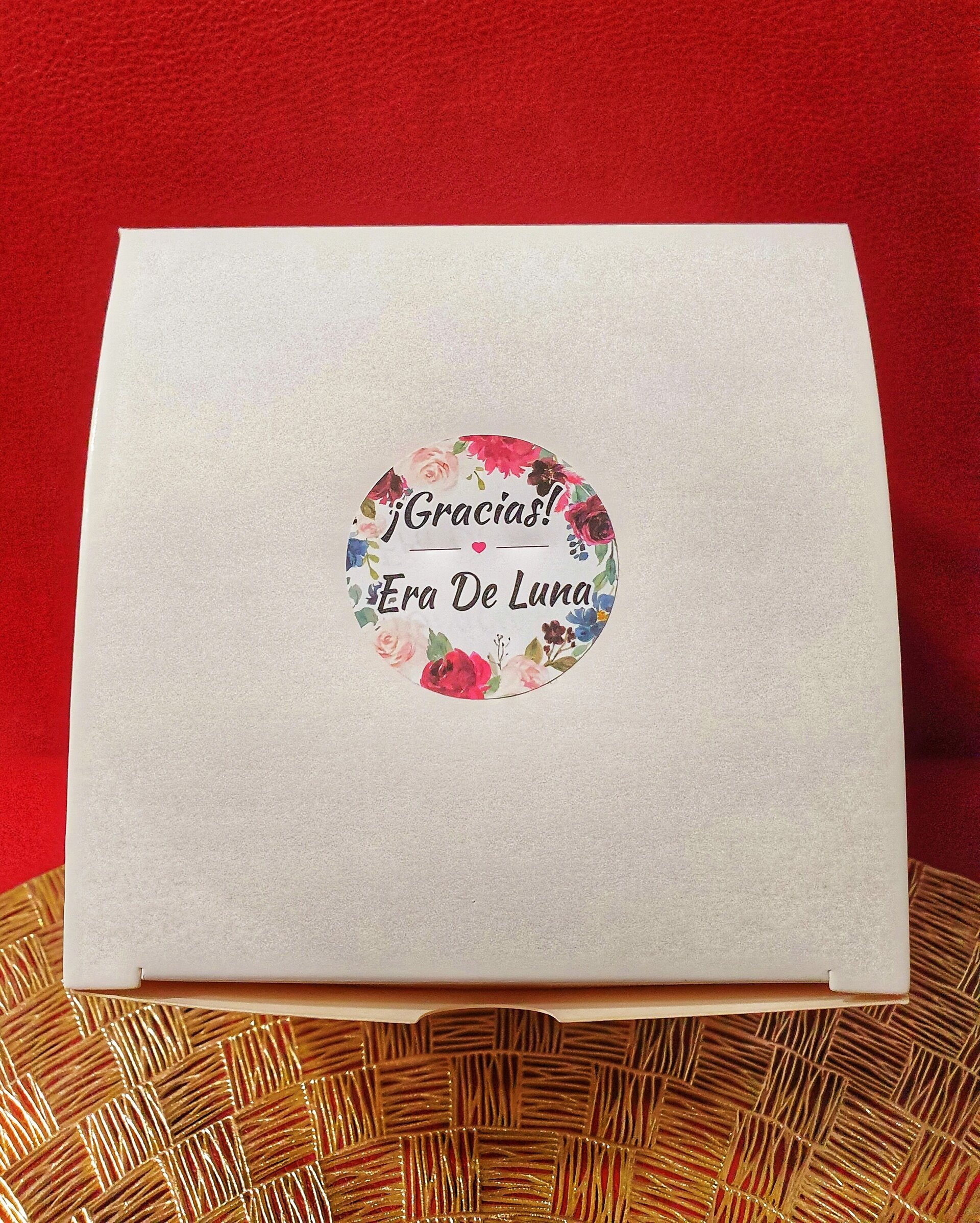 PACK REGALO CON 6 PRODUCTOS - 6